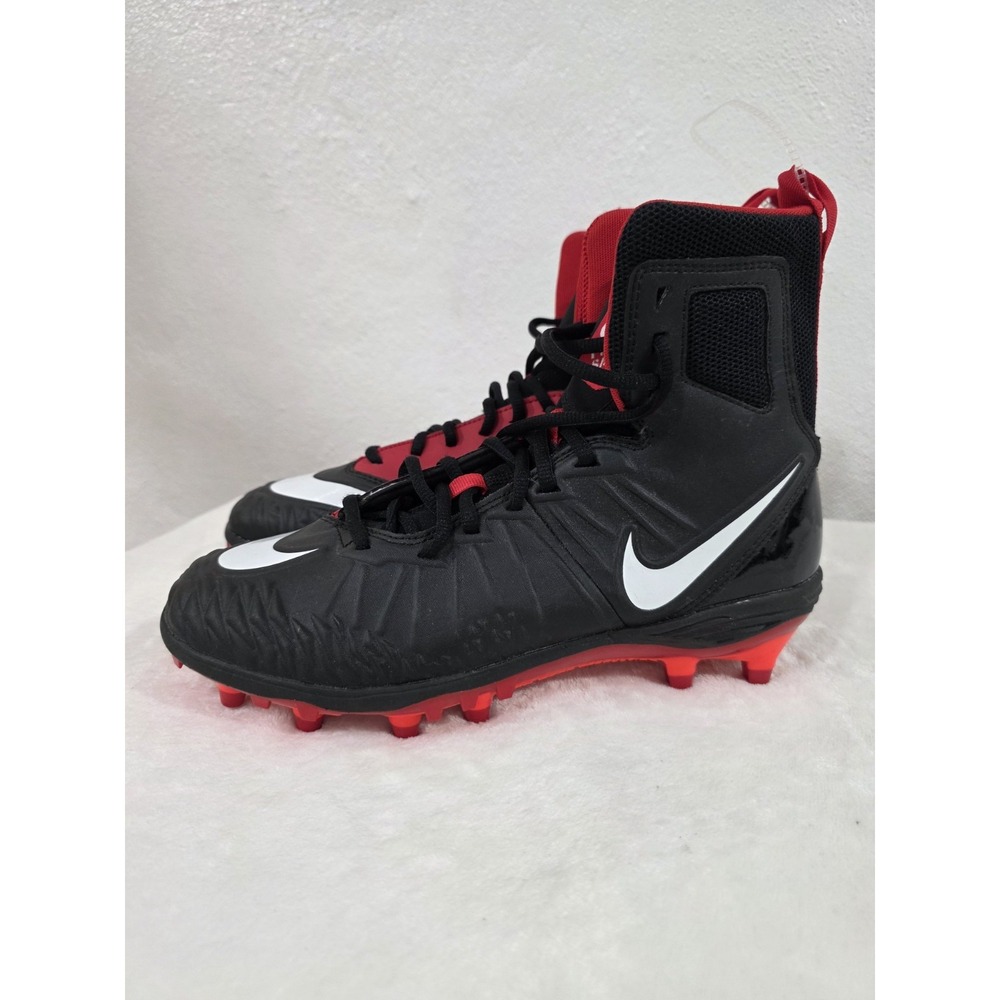 Nike Men's Force Savage Varsity Football Size 7 High Top Cleats 880140-016